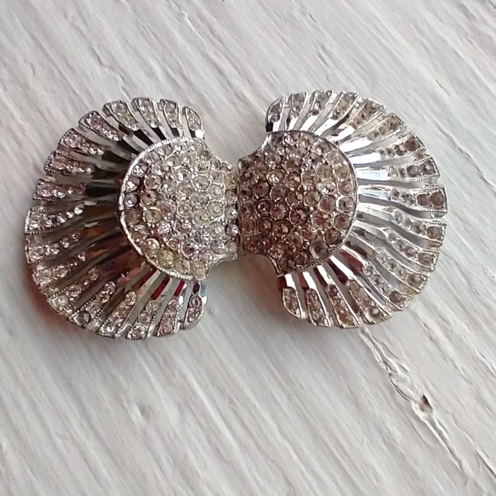 Vintage Silver Toned Rhinestone Belt Clip